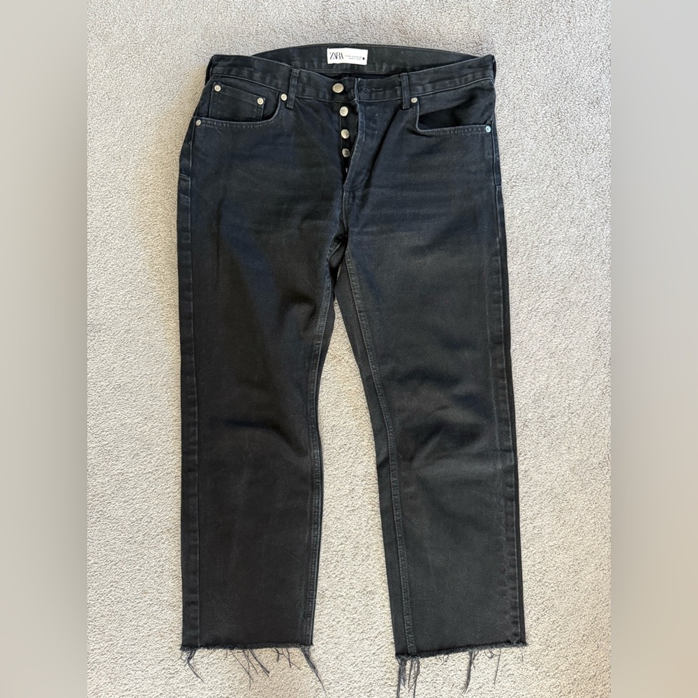 Zara Women's Black Cropped Jeans